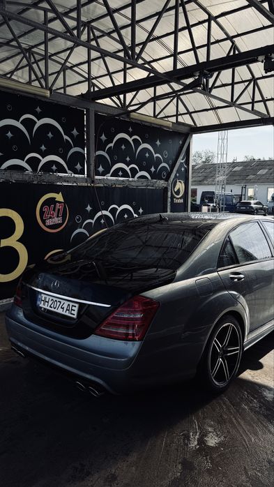 Mercedes-Benz w221 s550