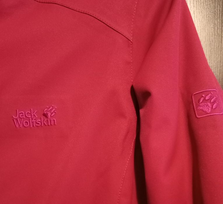 Куртка жіноча Wolfskin