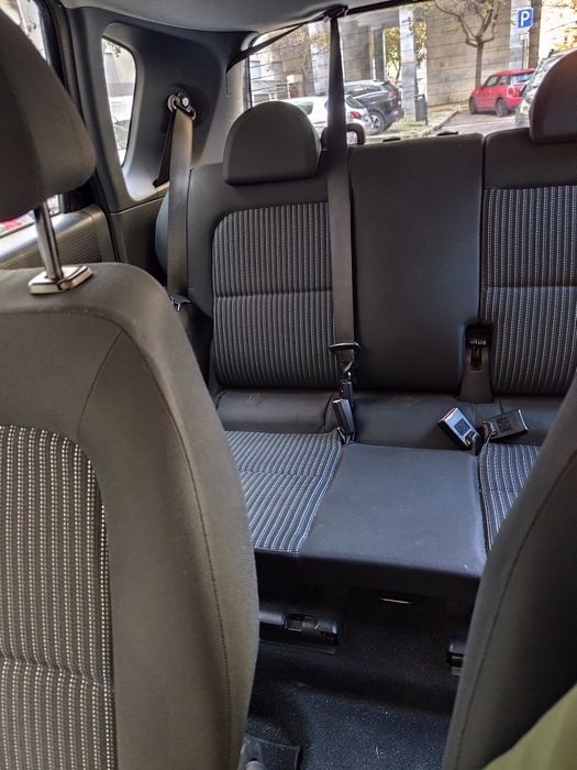 Mitsubishi Colt em estado irrepreensível