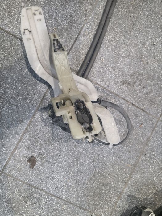 Hyundai ix35 zamek drzwi Tył lewy 7pin