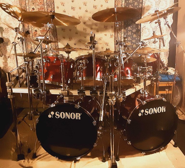 Bateria Sonor Force 1005/507 10 Madeiras + Hardware + Extras - 850€