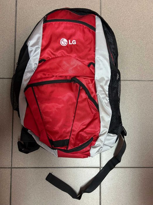 Plecak z logo LG wysokość ok. 45 cm. Nowy