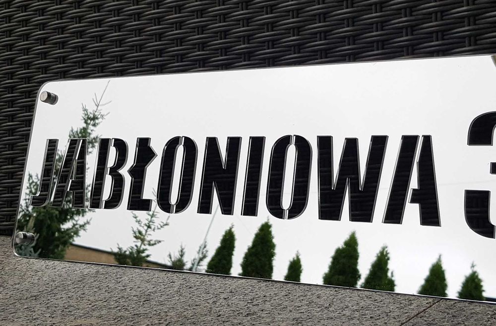 Numer domu, tabliczka adresowa Glamour