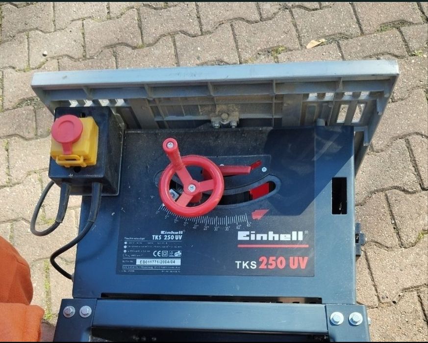 циркулярная пила Einhell TKS 250 UV