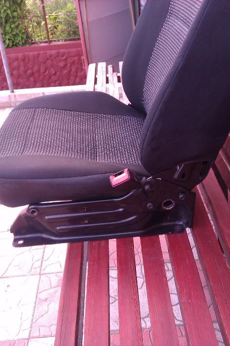 сидіння до автомобіля Mercedes-Benz Sprinter одинарне