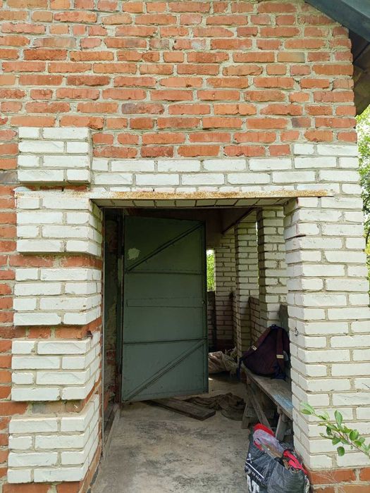 Продається Дача в Никонцах 10 соток двух-этажный дом кирпичный Джерело