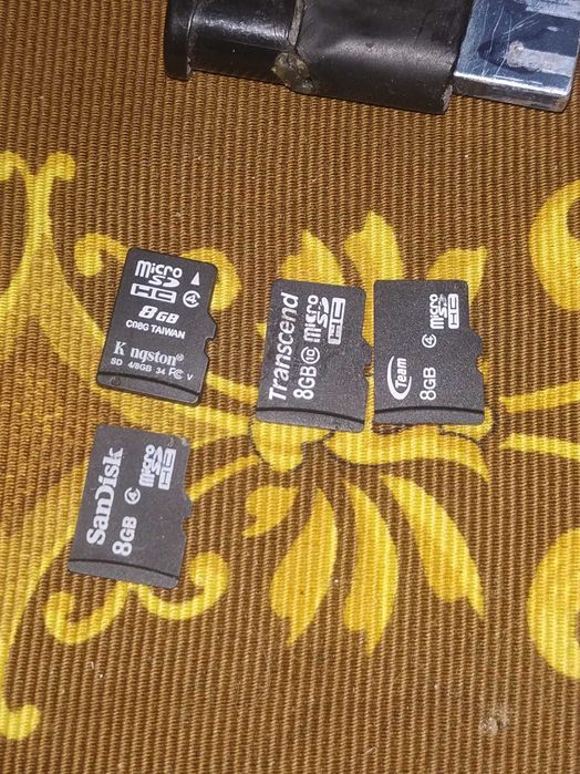 Флешка карта памяти 8 - 16 гб ц за 2 шт