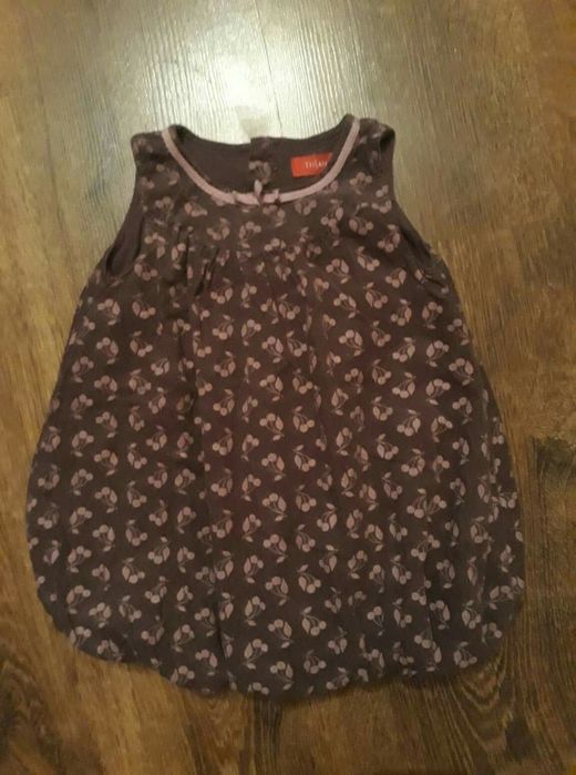 Śliczna sukienka 74