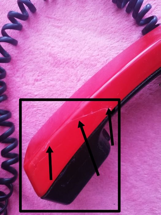 Telefon stacjonarny.