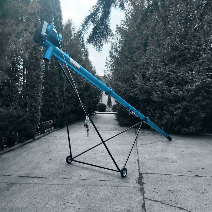 Шнековий погрузчик, підбирач, шнек, транспортер зерна, протруйник.