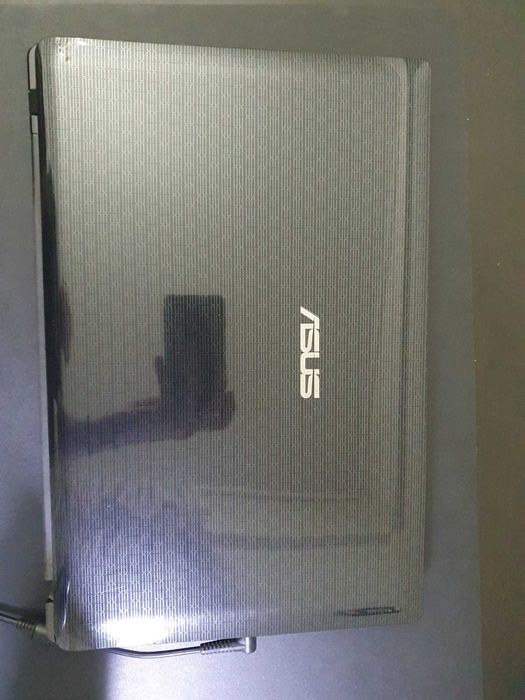 Portátil Asus i5