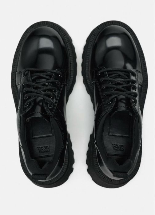 Лаковані туфлі лофери шкіряні 38