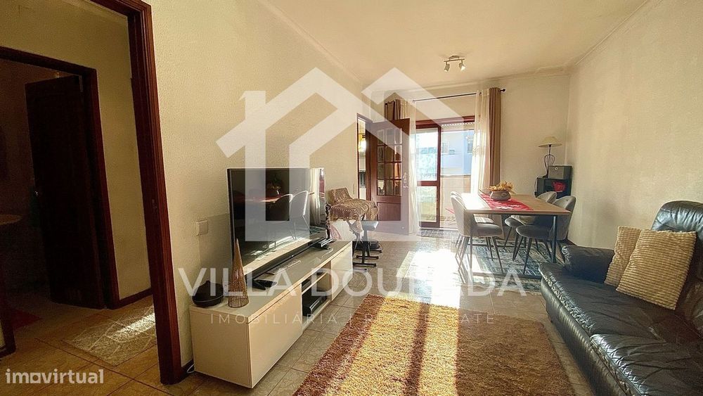 apartamento T2+1 na Urbanização dos altos Maia