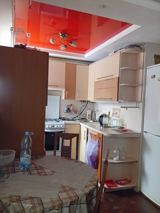 Здається 2- х кімнатна квартира Центр