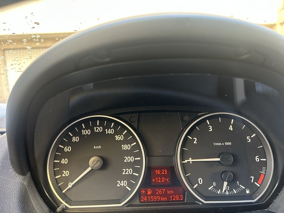 Bmw seria 1 i116 2005 r