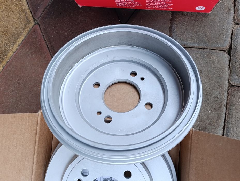 Продам нові тормозні задні барабани до Hyndai getz 2002 -2008.