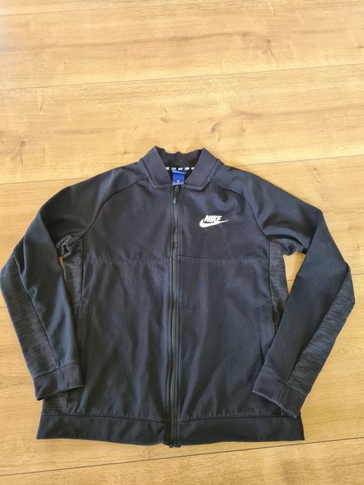 Bluza Nike czarna zapinana na suwak R. M L
