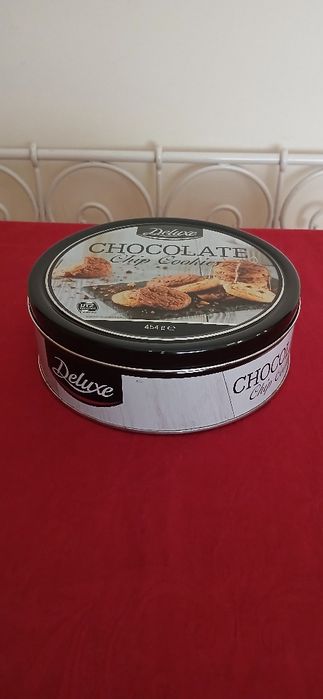 Lata de biscoitos Deluxe, vazia