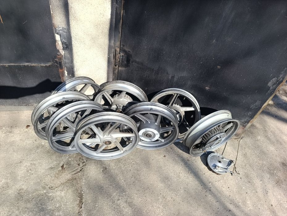 Передній колісний диск honda cb 500 17"