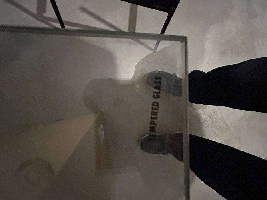 Tampo em vidro para secretaria