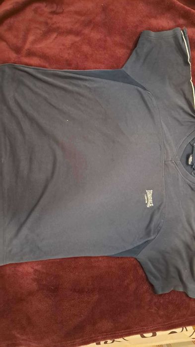 Продам Футболку lonsdale
