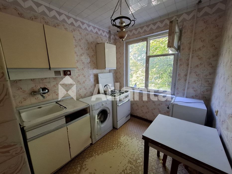 Продам 3х кімнатну квартиру- можливий продаж під програми!
