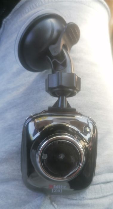 Dashcam Xblitz nova