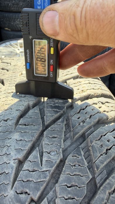 265/60/18 Nokian Hakkapeliitta R 3