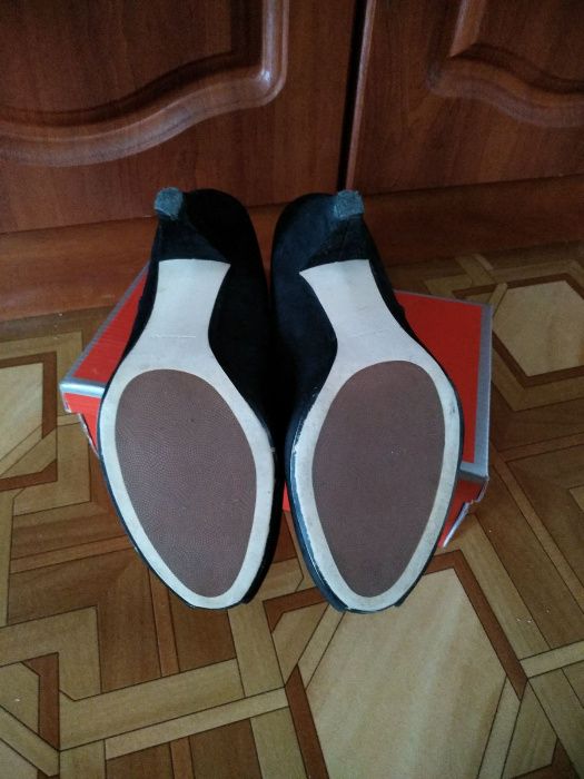Туфли фирмы Clarks 40 размер. Великобритания.