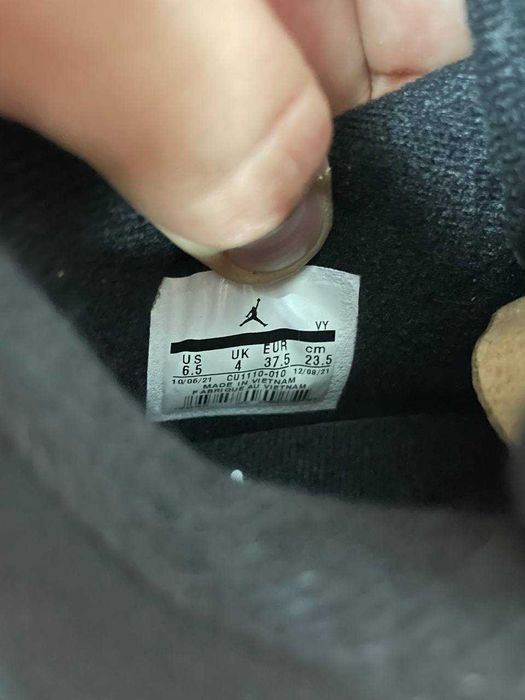 Женские кроссовки Nike Air Jordan 4 "Retro Black Cat" Размеры 36-40