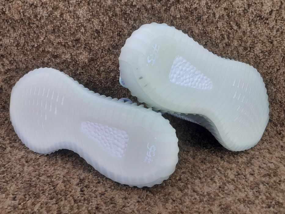 Кросівки оригінал Adidas Yeezy Boost 37,36 розмір.