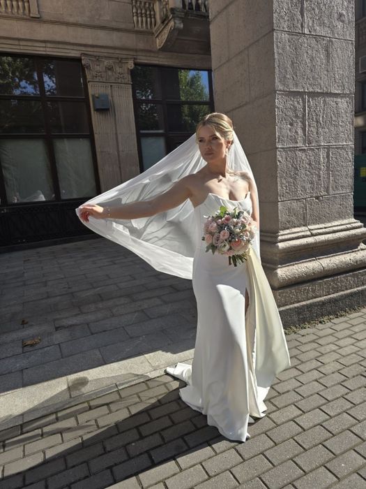 Продам весільну сукню після хімчистки