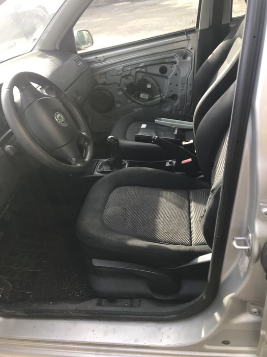 Skoda Fabia 1.2 tres 3. Cilindros Ano 2002