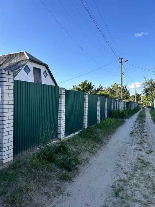 Продам будинок с.Плесецьке.Газ,косметичний ремонт,сарай,погріб