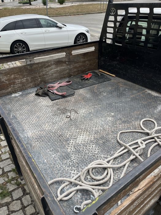 Toyota Hilux 4X2
