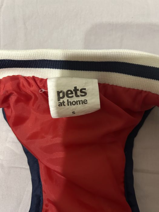 Продам безрукавку на песика