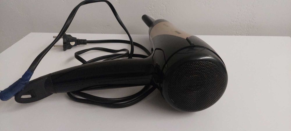 Фен Philips SalonDry Control HP8182, 2200 Вт (б/у)