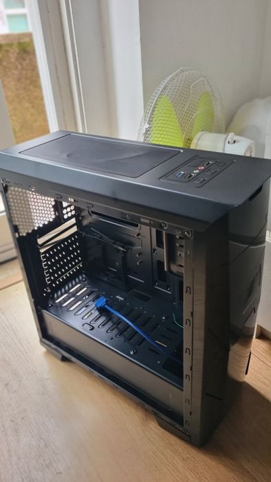 Gabinete Mars Gaming