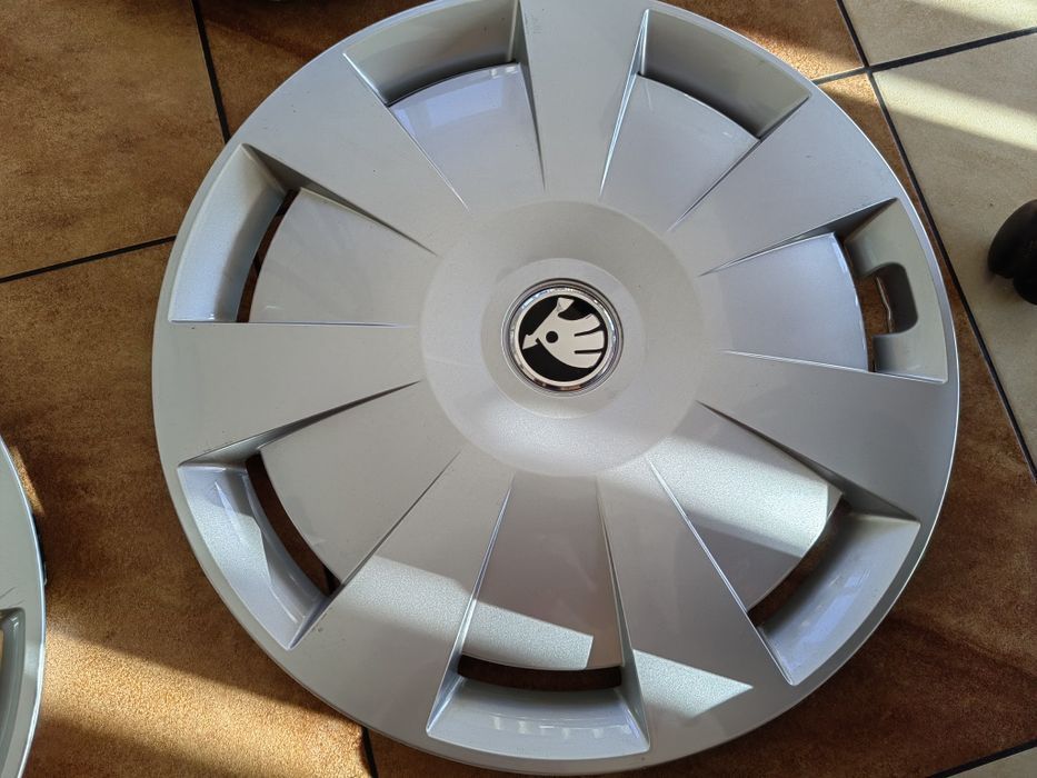 Kołpaki Skoda Superb Octavia kamiq Oryginalne Audi +logo SKODA