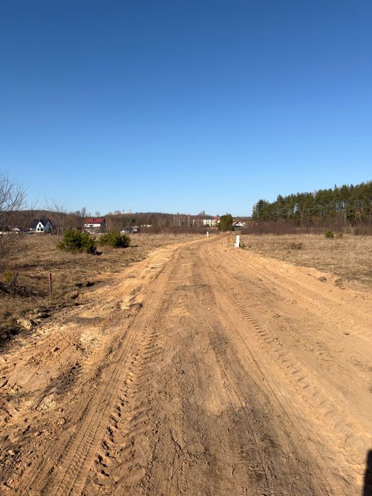 Działka budowlana WZ prąd woda - Starochęciny 890 m
