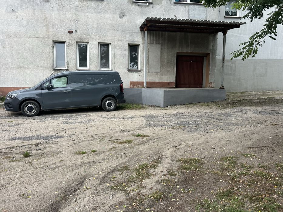 Magazyn  16 m2 _ 19m2_ 101m2