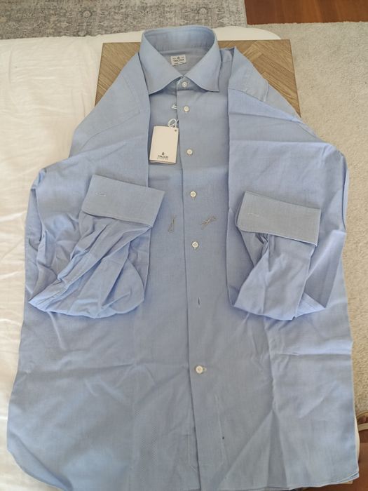 Camisa azul da marca Truzzi Milano