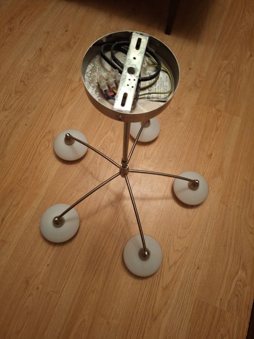 Lampa do zawieszenia