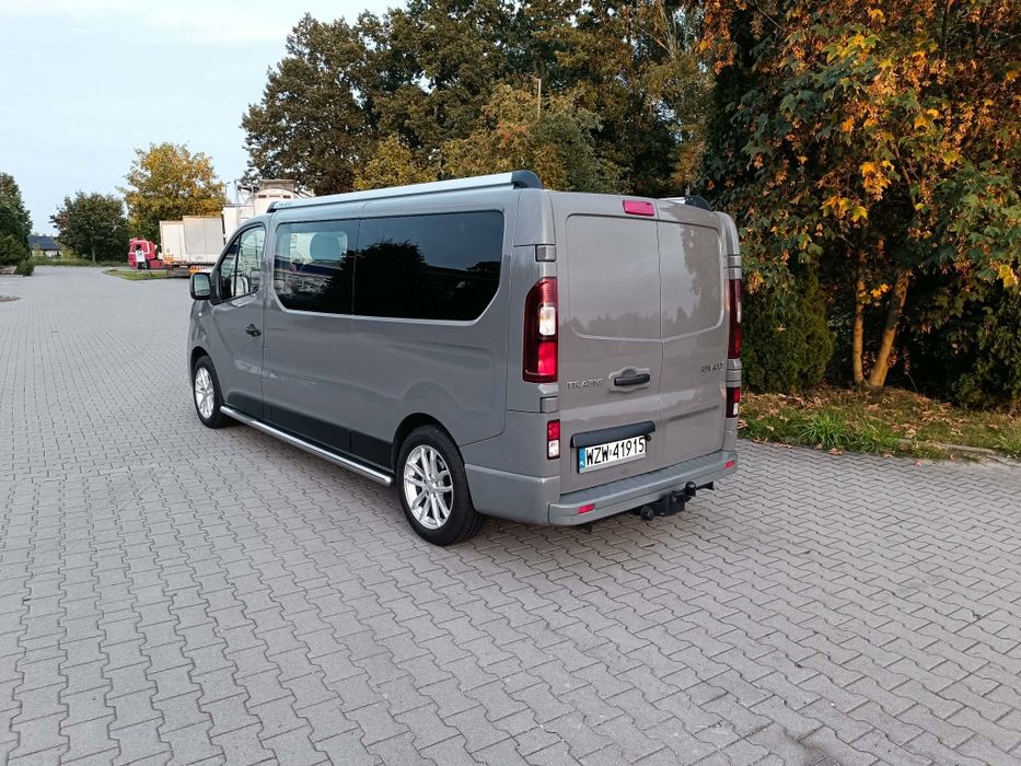 Renault Trafic Long bus