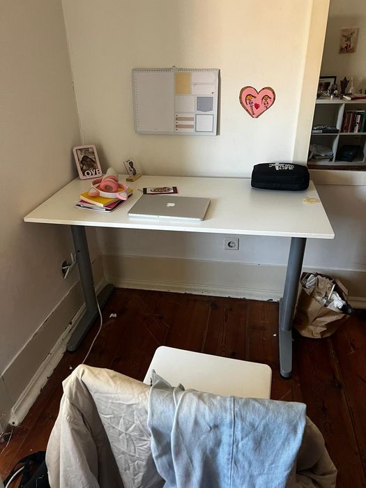 Secretaria quarto/escritório