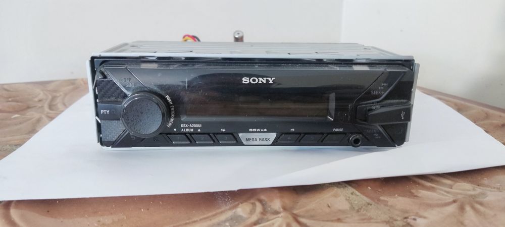 Radio samochodowe Sony Mega BASS