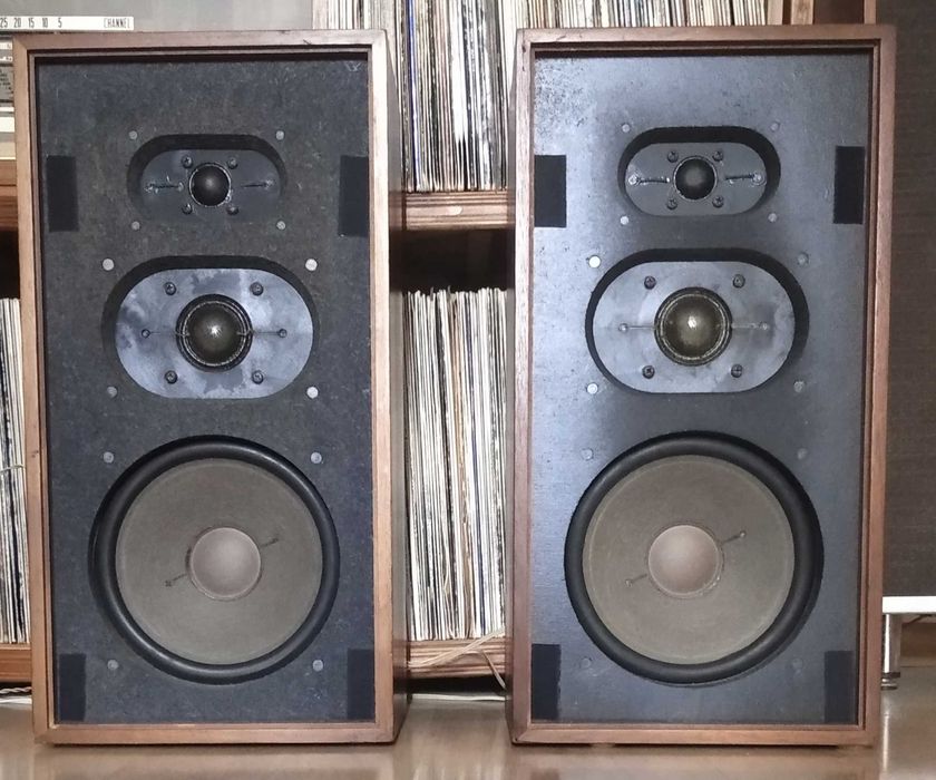 Проигрыватель пластинок DUAL-1218 + Акустика Dual CL 172