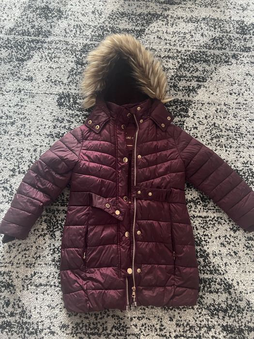 Продам фирменную куртку пуховик Next на девочку