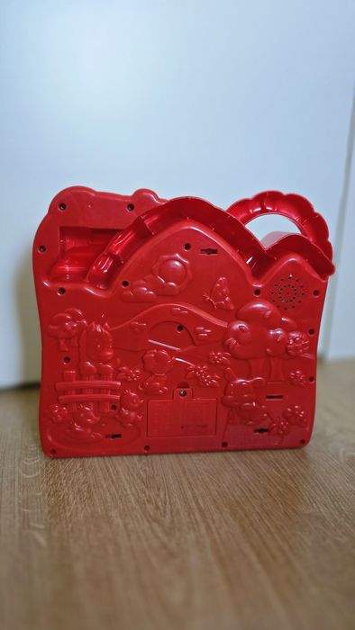 Quinta interativo da Baby Clementoni