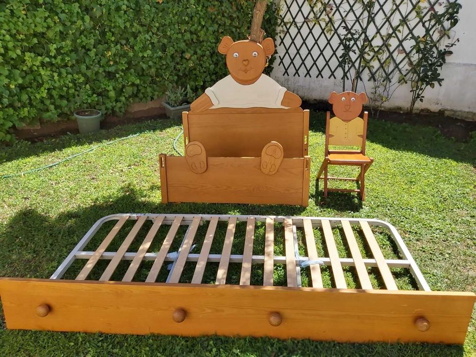 Cama de criança e acessórios da Dada